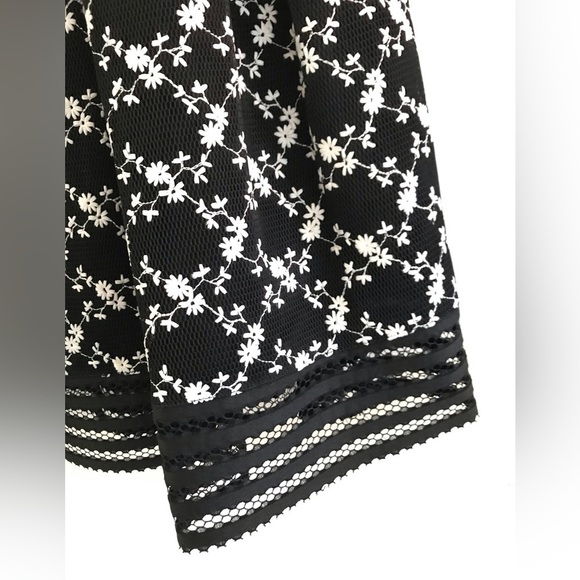 SB By Sachin & Babi | Floral Embroidered Black White Dress Size 8 Sleeveless - Picture 8 of 12